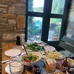Couette-café Pulinda 4*