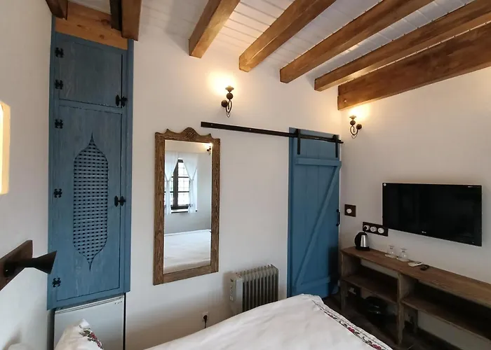 Pulinda Bed & Breakfast 4*