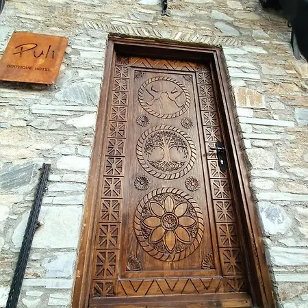 Bed & Breakfast Puli Stone