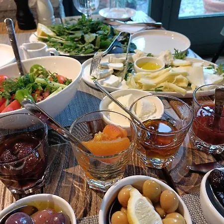 Alojamento de Acomodação e Pequeno-almoço Puli Stone